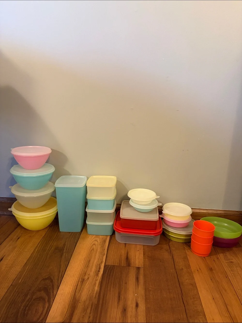 Tupperware Vintage Multicolor Plastic Food Storage  21 Pieces With Lids